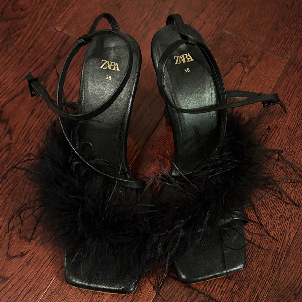 Zara Elegant Black Feathered Heels